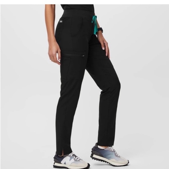 FIGS Small Black Scrub Pants FREEx Lined Yola High Waisted W23SW2007 - Picture 3 of 14